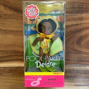 Barbie Kelly Club Pool Party Deidre Doll Frog Towel & Flippers 2001 Mattel New